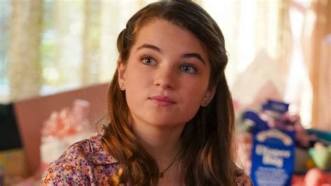 Young Sheldon Raegan Revord Porn Videos 